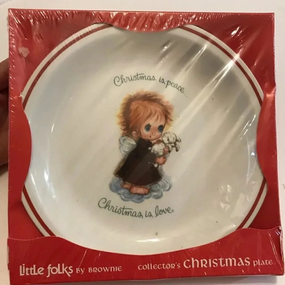 VTG Little Folks Brownie Collectors Christmas Love Plate Staffordshire England